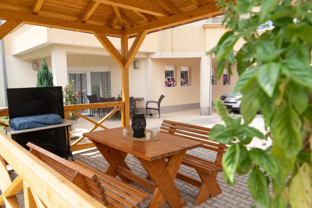 Apartments Sejla Ulcinj Buitenkant foto